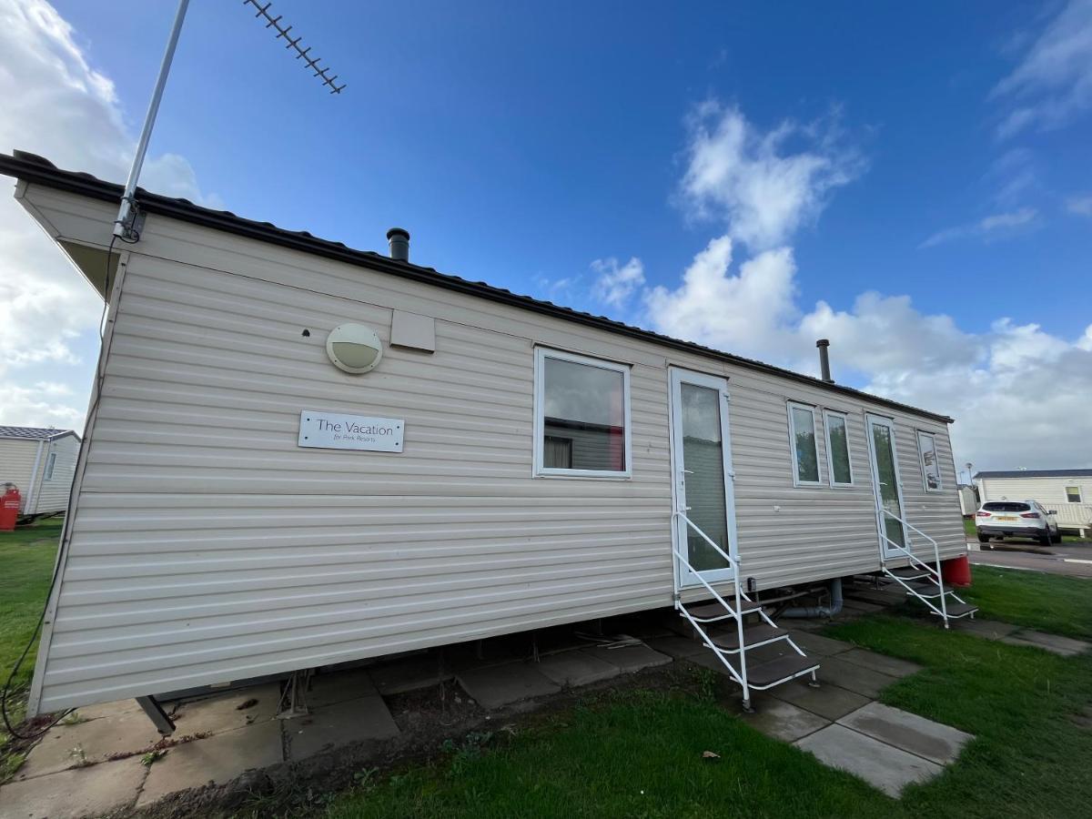 Dunlin 69 ~ California Cliffs Hotel Great Yarmouth Bagian luar foto